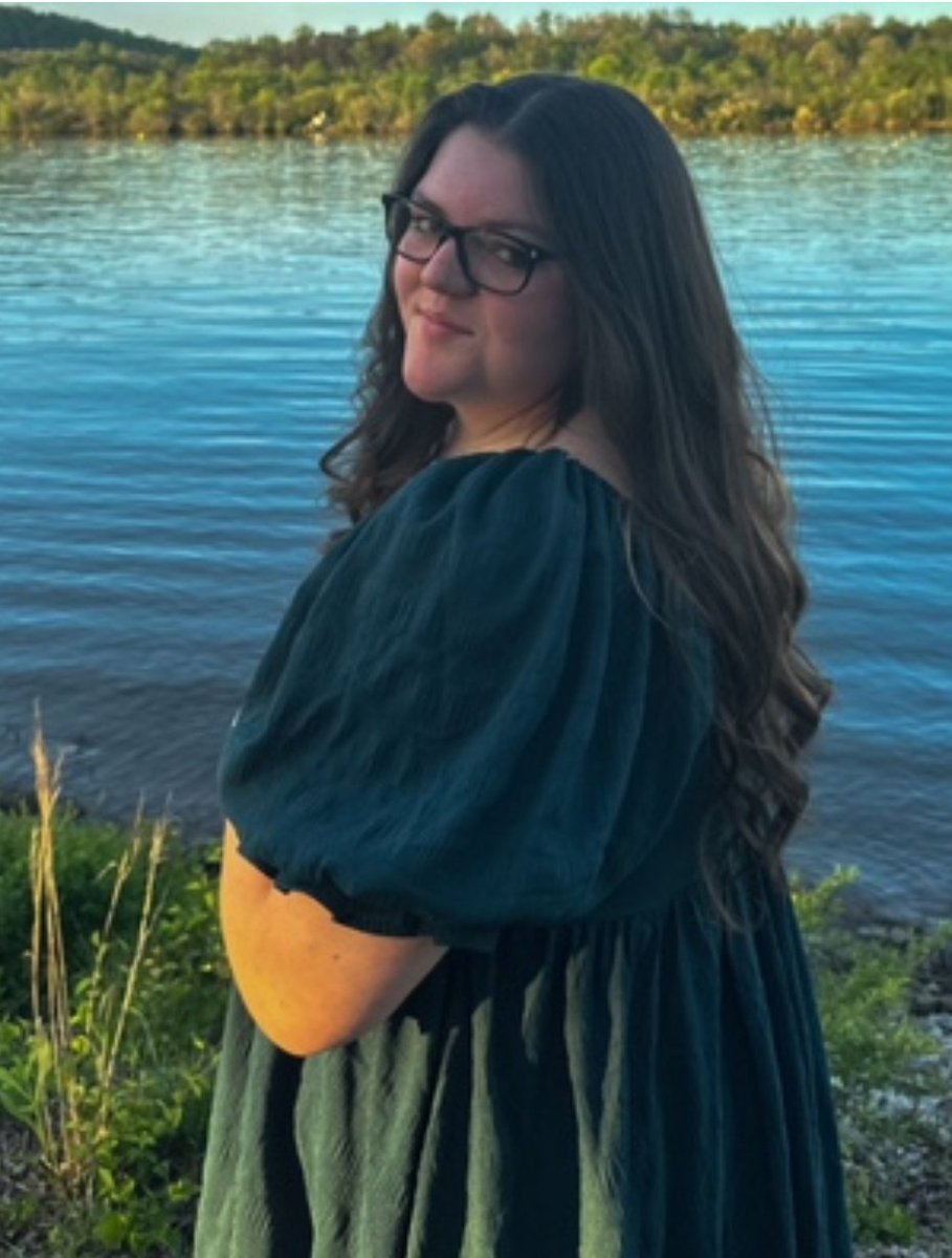 ORHS Class of 1970 Scholarship Committee, in collaboration with Oak Ridge Public Schools Education Foundation (ORPSEF), is pleased to announce ORHS Graduate, Allie Fuller, as the recipient of the committee's 
annual scholarship.
Congratulations Allie!!