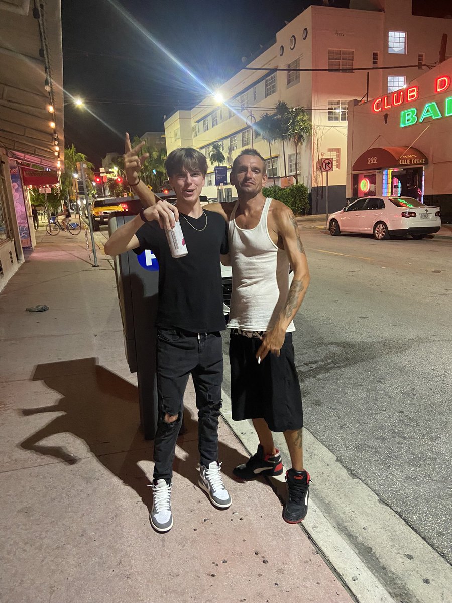 Harripiee tweet media