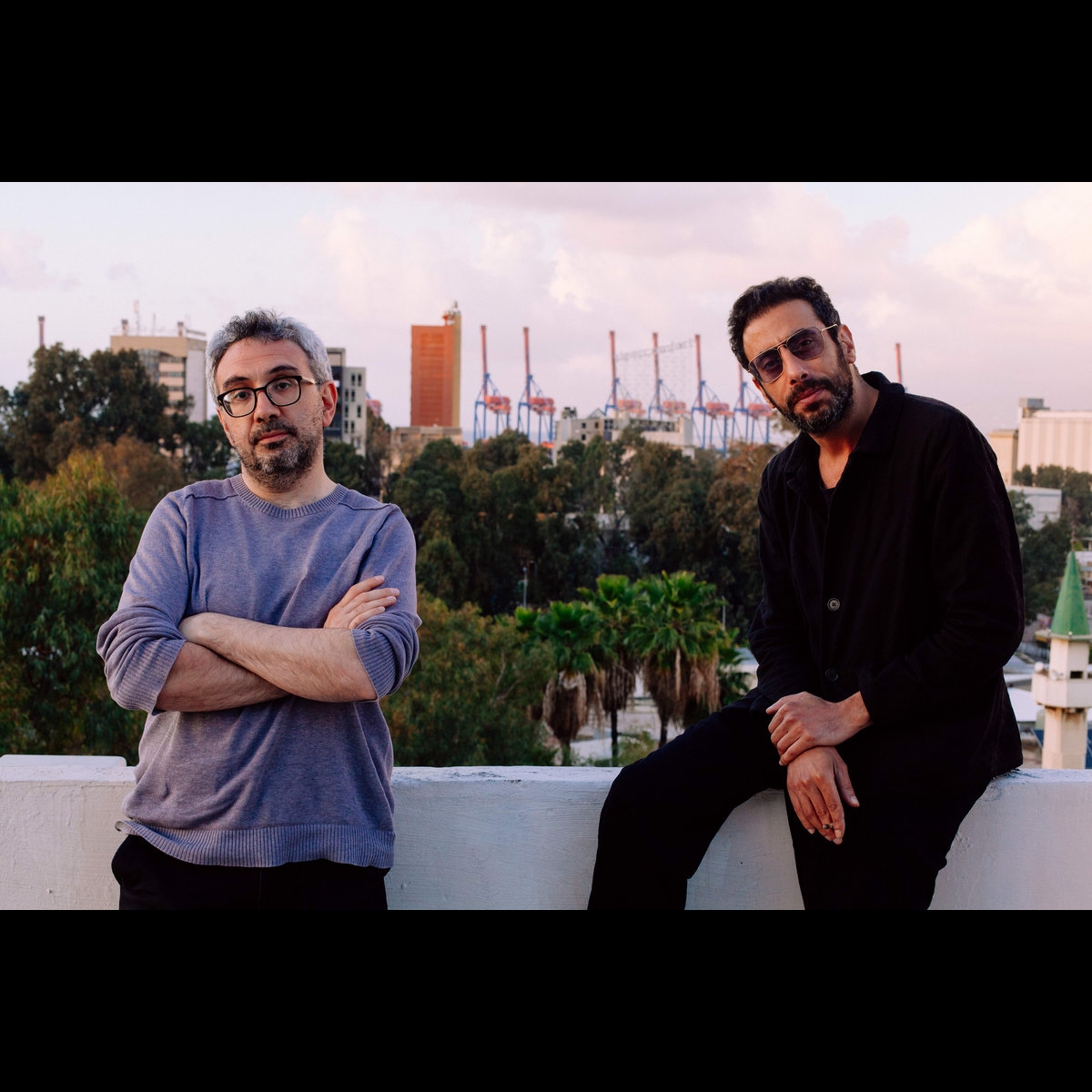 New Seltzer Salon! Very excited to chat with Fadi Tabbal about all things Beirut - his album with Charbel Haber, the aftermath of the port explosion, Tunefork Studios, and loads more. foxydigitalis.zone/2023/08/24/the…