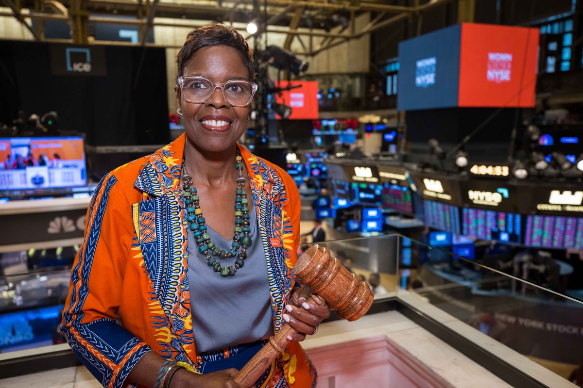 YWCA_Margaret's tweet photo. Today, I had the pleasure of ringing the NYSE closing bell to celebrate the 5th anniversary of the Impact Shares YWCA Women's Empowerment ETF (NYSE: WOMN) with @ImpactETFs. Watch the video: https://t.co/MwLSId8DFi and learn more about #WOMNETF: https://t.co/1skqmUjlJY https://t.co/FS06DPSte5