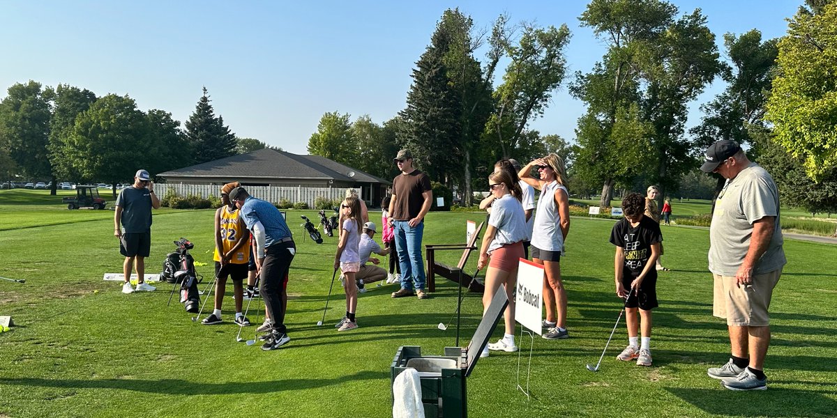 Talk about a BIG impact.

Starting the Bobcat ND Open with Bigs and Littles Golf Clinic! 🏌️A sweet surprise from <a href="/ndga2020/">ND Golf Association</a> on giving Littles their very own set of golf clubs.

Thanks to everyone for making it happen! 💚

<a href="/BobcatCompany/">Bobcat Company</a>
<a href="/VillageFamily/">The Village Family Service Center</a>