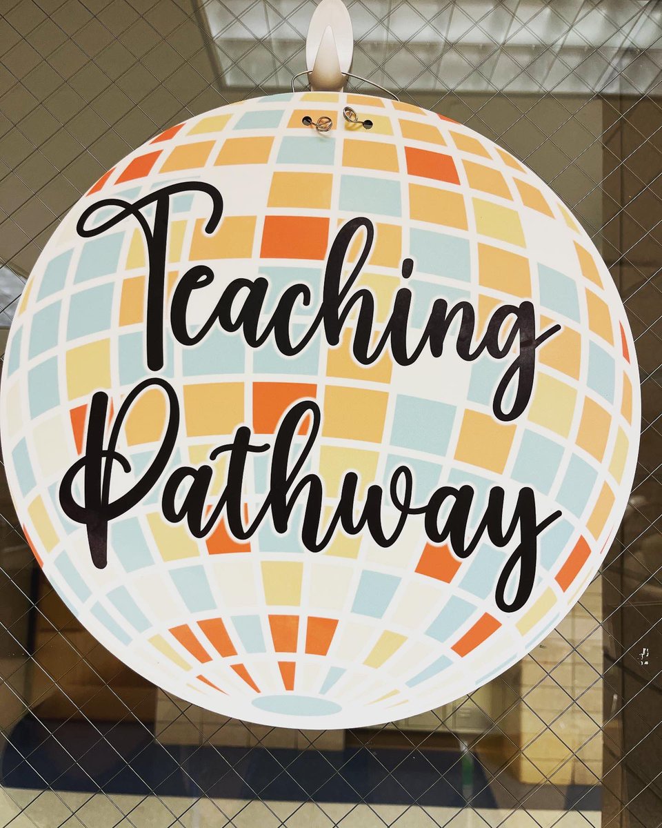 Sara Consdorf tweet media