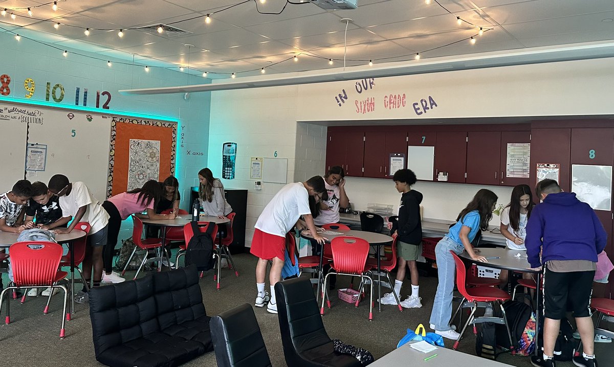 Learning how to work in groups. Love their engagement, not one student noticed I took a picture. Super excited for the year! <a href="/WilsonSchlDist/">Wilson School District</a> @CRada_WWMS <a href="/rhoste76/">Steve Rhoades</a>
