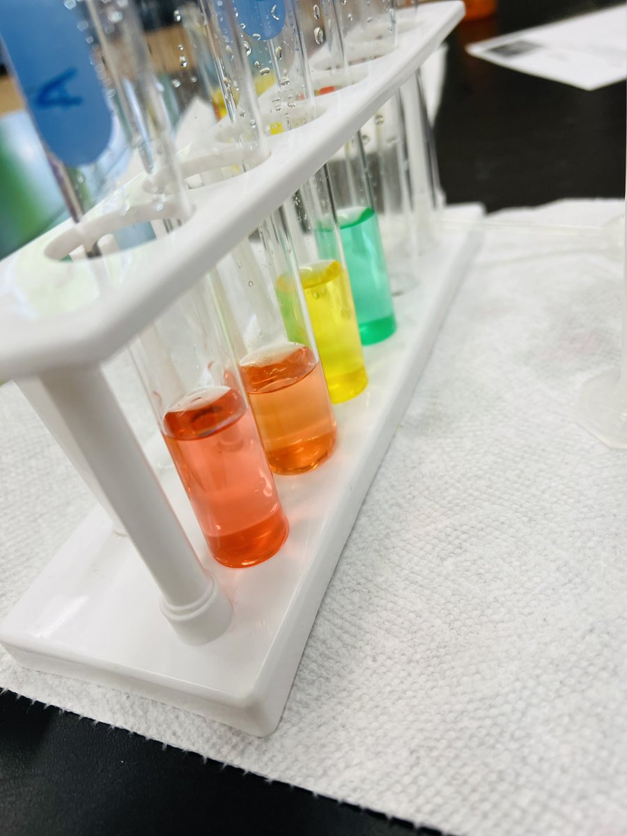 lilog1's tweet photo. So much fun hanging out in Mr. Clark’s 6th grade science class while they did a rainbow lab. The kids were fully engaged and looked like professional scientists in their lab coats and goggles. 🧪 https://t.co/AYMxZt9RsW