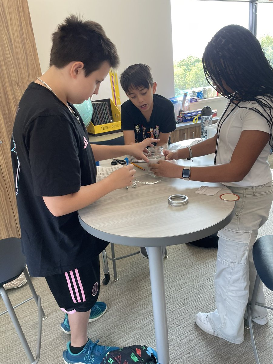 araderteach's tweet photo. Last round! Insulators and conductors. Tomorrow we test!! #FISD #WorthamIS https://t.co/2dKGTG9I3r