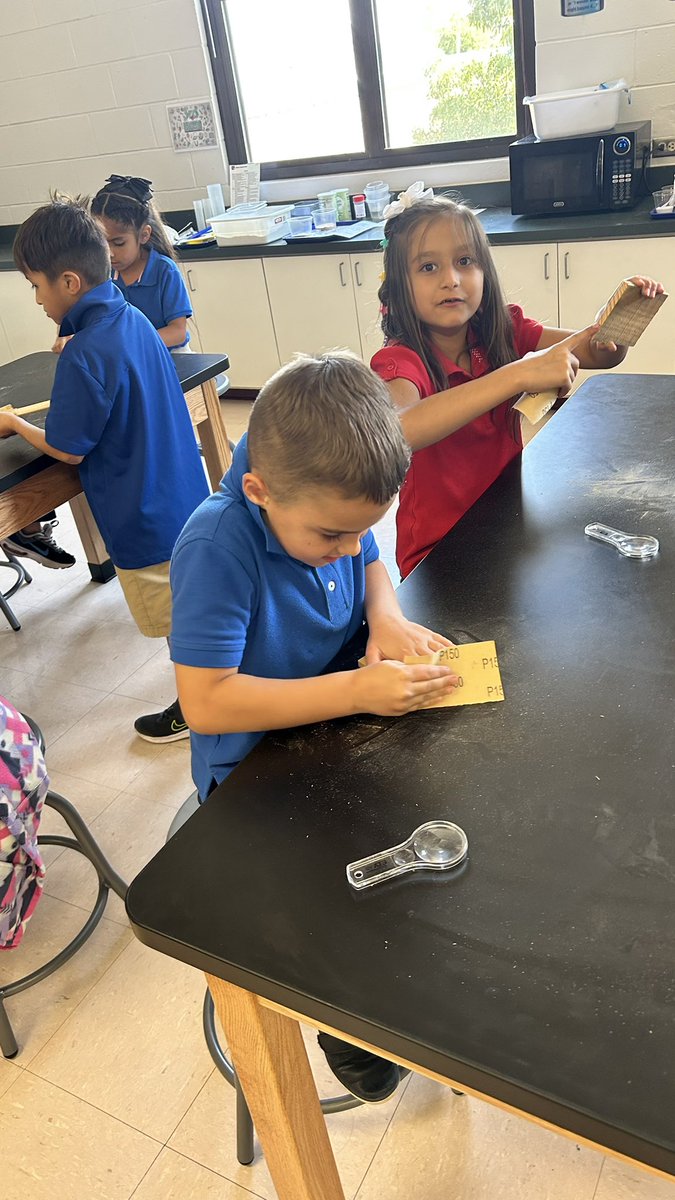 Science Lab fun!! Learning about physical changes 🔬👩‍🔬🧑‍🔬🥽 @RMarquez_SVE @SierraVista_SA #TeamSISD