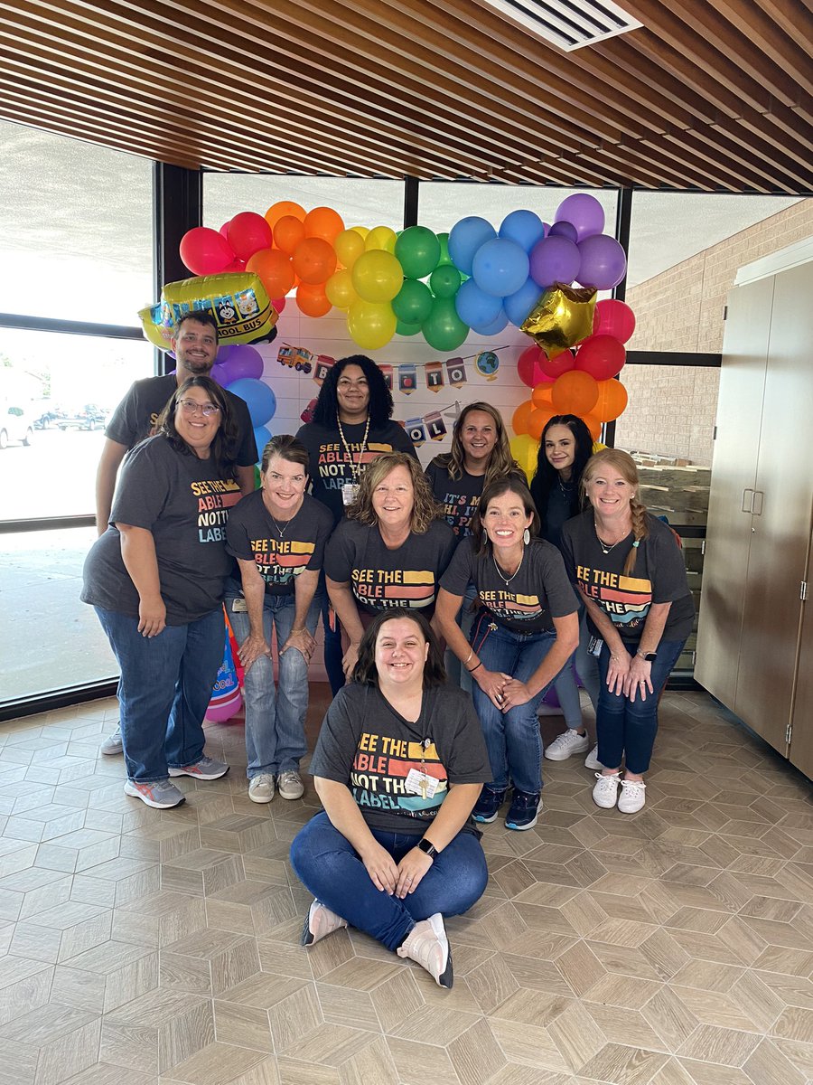 BoudreauxX3's tweet photo. #ColtsCARE @CopelandCFISD #teamSped is ready for the #firstdayofschool 💜📝📚🎒 https://t.co/NA1OvTEsaM