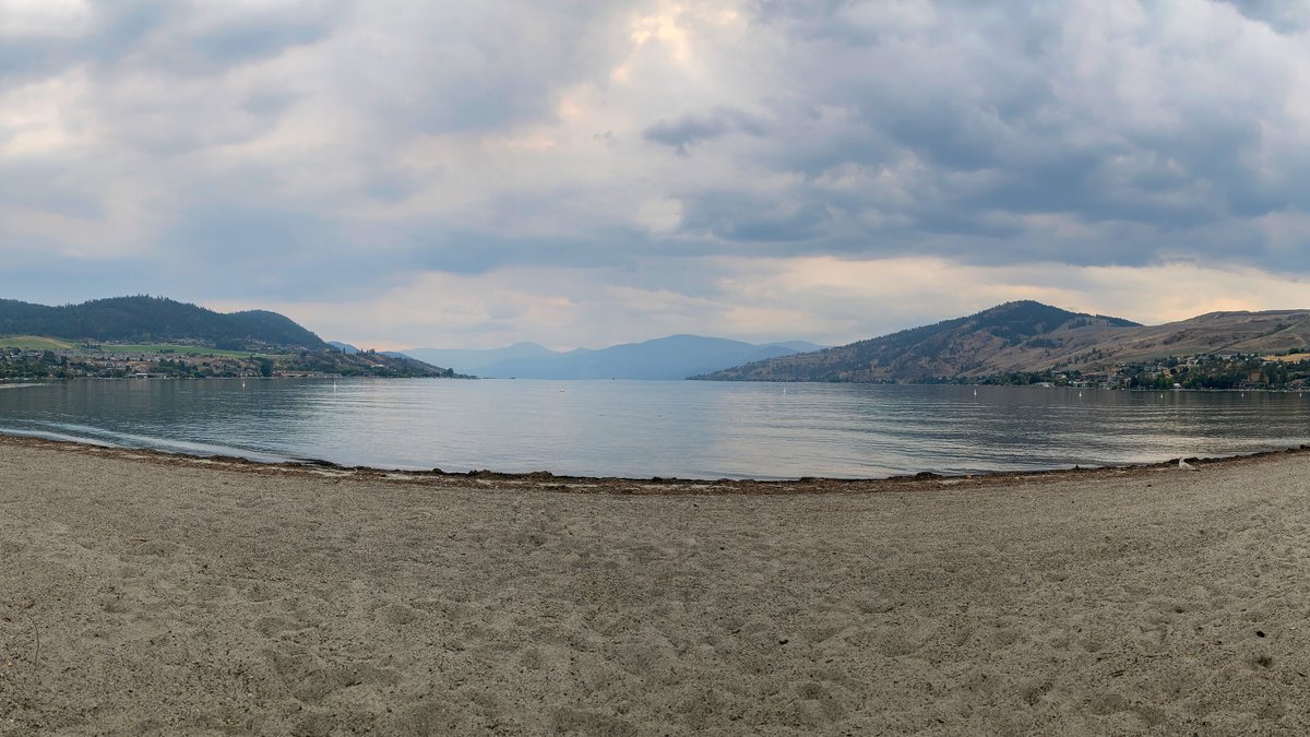 RideForRwanda's tweet photo. 1/3: It’s been a scary and sad time for many as wildfires spread through the #Okanagan and #Shuswap. We’re grateful that the tide seems to be turning now, and we are also thankful to have witnessed the kindness of community members rallying to help one another. https://t.co/OAcbqjXw7A