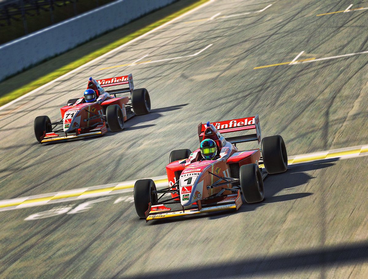 What a season! Wasn’t as easy this time out but consistent points, couple of W’s and some luck made us back to back Drivers &amp; Teams <a href="/chazdraycott/">Chaz Draycott Media</a> #Boremula1 champions 💪🏻🏆

Big thanks to the Orbit Motorsport crew and Sam for being a mega teammate in the Winniesmobile 👍🏻