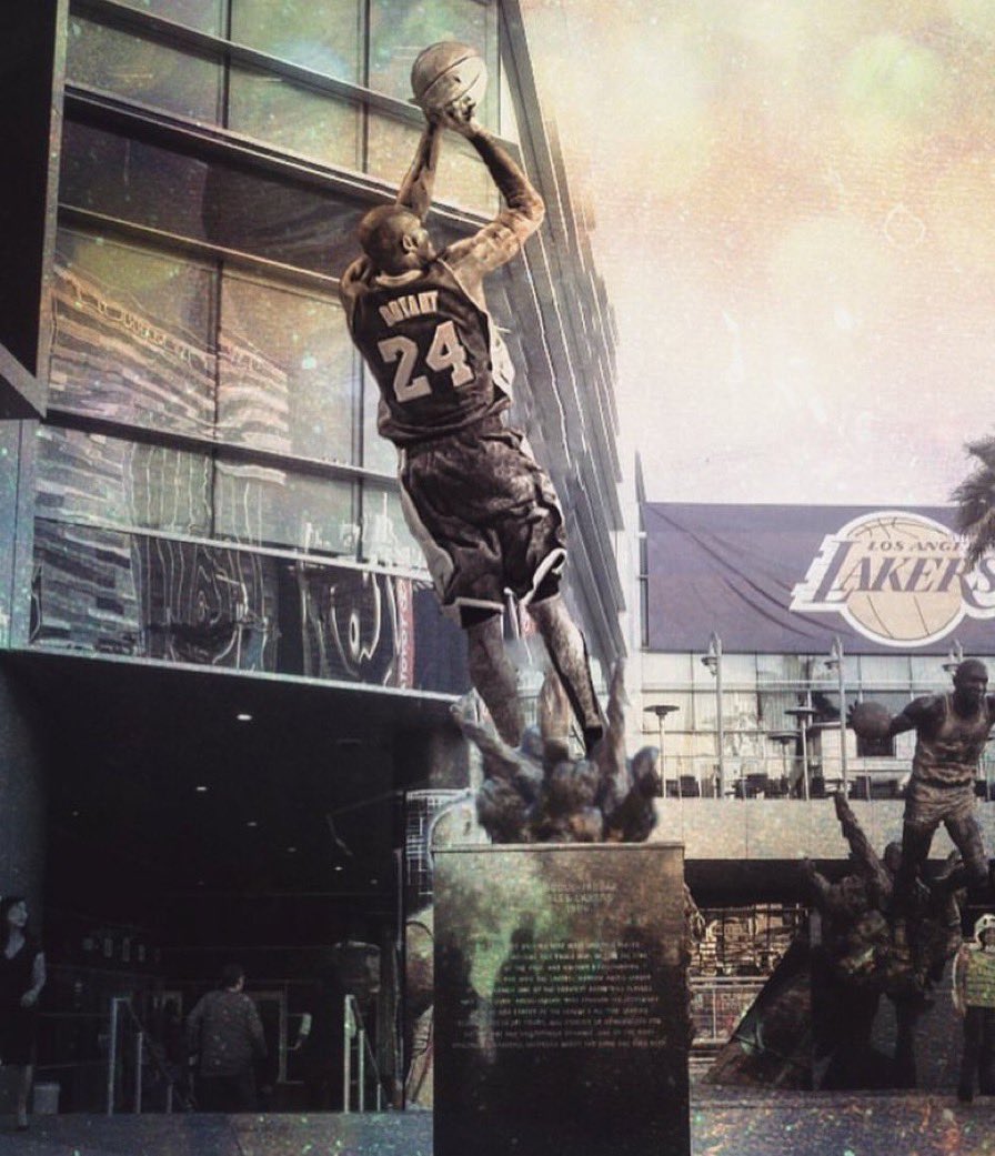 LakersLead's tweet photo. The greatest player for the greatest franchise. No one is more deserving of a statue than Kobe Bryant #MambaDay https://t.co/9UrxLn5kCb