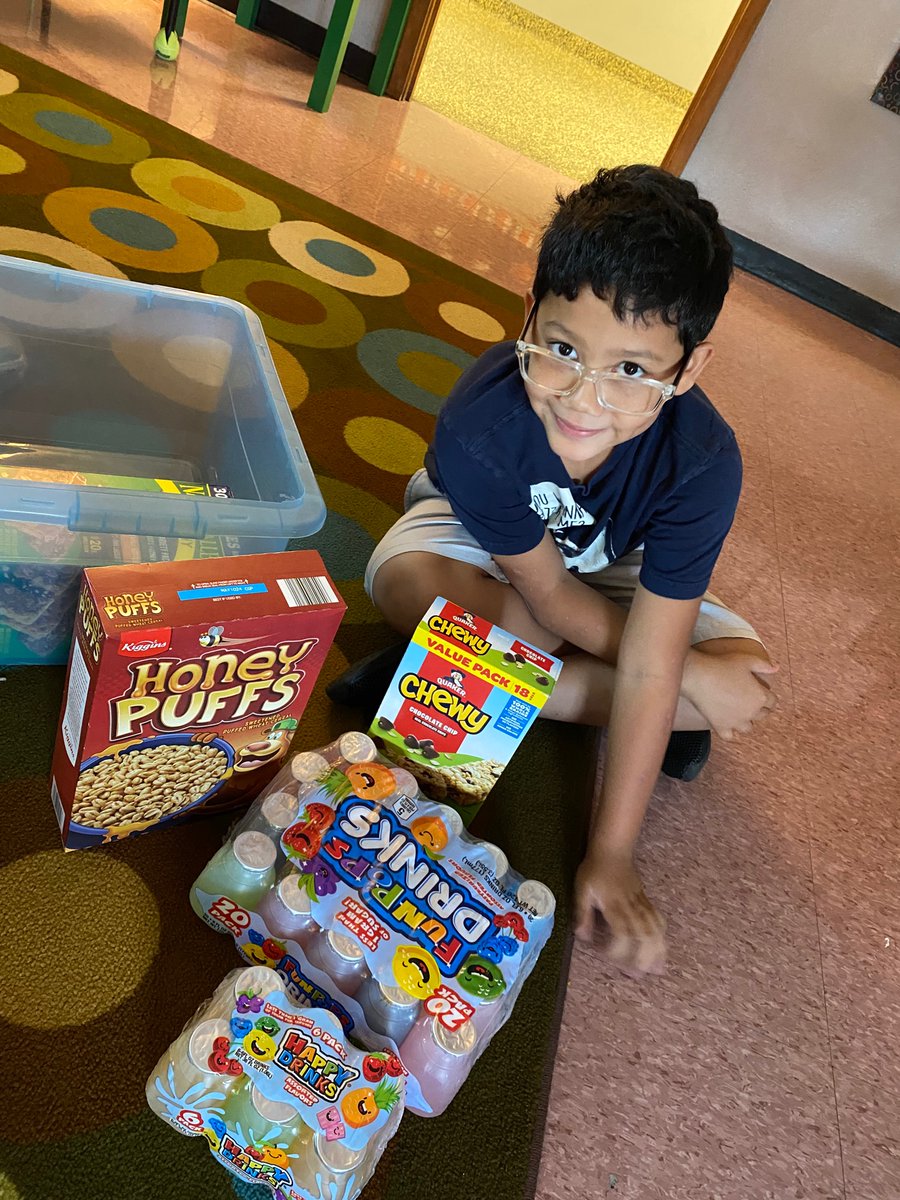 LJohnsonTeacher's tweet photo. Our class has such giving families! β€οΈ#snackattack @3TrailsTigers @ISDSchools #isdstrong #3tepride https://t.co/QllMijhxyu