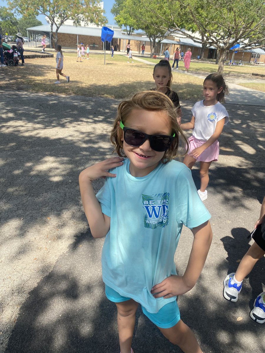 The heat can't compete with our wonderful WE students. Recess counselor challenge complete!
It's COOL to be KIND!!!
#BETHWE #ohtheplacesWEwillgo