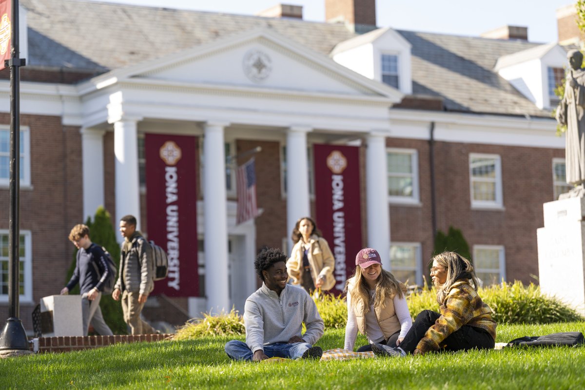 🎉 Iona University shines! Now part of The Princeton Review’s “The Best 389 Colleges.” #IonaPride #TopColleges 

More at the link below! ⬇️
westfaironline.com/exclusives/pri…