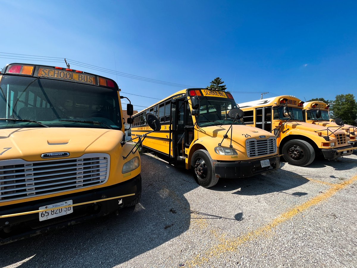 🙌 Huge shoutout to the amazing Columbia CUSD4 bus drivers &amp; maintenance staff for their unwavering dedication during this scorching week! Working through extreme heat with no A/C shows your true commitment to our students. You're the real heroes! 🚌🔧 #ColumbiaCUSD4 #Gratitude