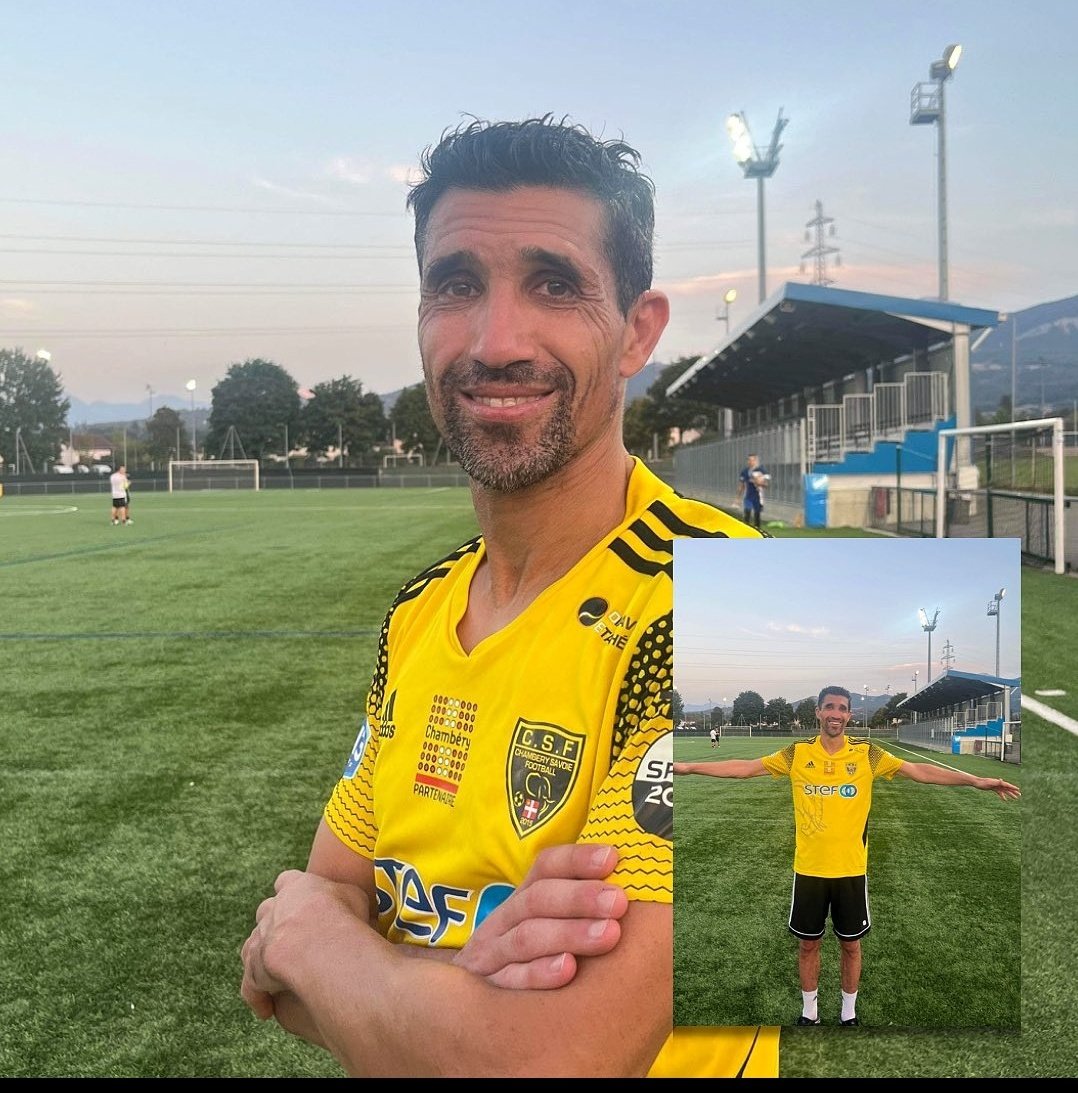 ✍️ À 49 ans, l'inépuisable Nassim Akrour vient de prolonger pour une saison au Chambéry Savoie Football (National 3). 💛🖤

Il jouera donc la 29e saison de sa longue carrière. 🤯

📸 <a href="/ChambeSF/">Chambéry Savoie Football 🟡⚫️</a>