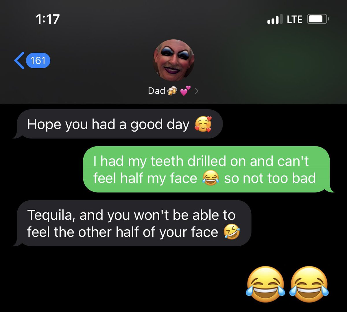 _jabbathebutt's tweet photo. The duality of texting my parents the same exact thing. https://t.co/sEj3WrGXyy