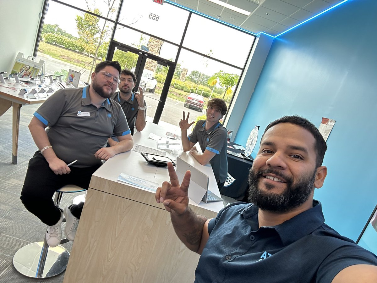 TONY GOMEZ At&t Portables tweet media