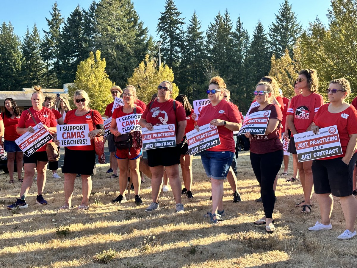 postrecordnews's tweet photo. BREAKING: Camas teachers have voted to authorize a potential strike, beginning Monday, Aug. 28, the first day of school, if the teachers' union and school district cannot reach agreement on a new contract. 

Read more at: https://t.co/VOnW1WNFsZ https://t.co/IxKa0zrSEt