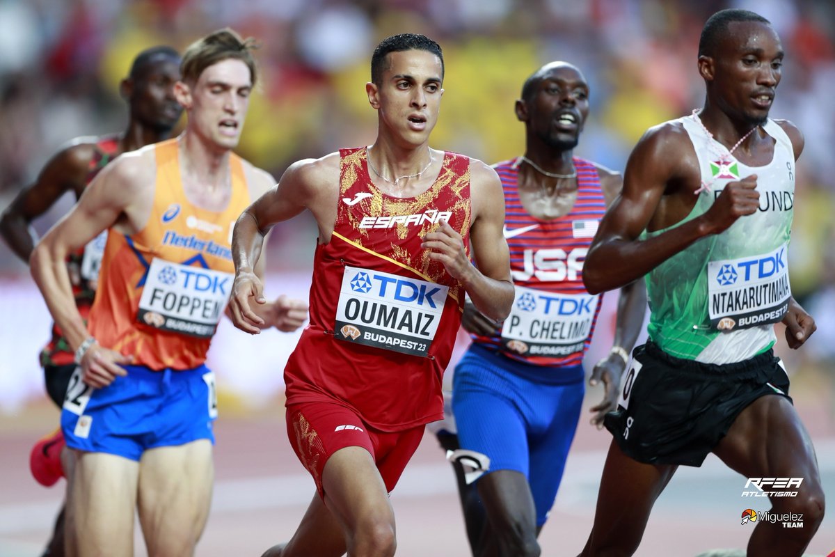 5000 m 🚹ELIMINATORIAS #WorldAthleticsChamps

Serie 1
1º @mo_katir ⏱️13:35.90 Q 
4º Ouassim Oumaiz ⏱️13:36.35 Q

➡️ FINAL

Gran carrera de los dos 🇪🇸 y último kilómetro de locura

📺<a href="/teledeporte/">Teledeporte</a> y <a href="/Eurosport_ES/">Eurosport.es</a>
📊bit.ly/3E37kEs

#EspañaAtletismo #PasiónPorCompetir