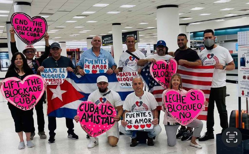 #PuentesDeAmor viajarán a la isla caribeña para entregar el donativo Medea Benjamin, cofundadora de la organización pacifista estadounidense #Codepink #CubaNoEstaSola ❤️#CubaSi, #BloqueoNo‼️