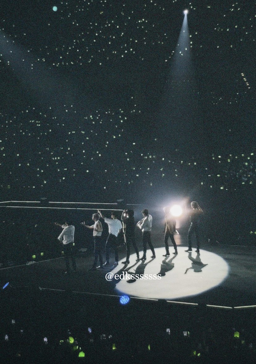 edksssssss's tweet photo. happy 7 years, dreamies <33 #LikeWe7ustMet7DREAM https://t.co/6xbGvTOLoA