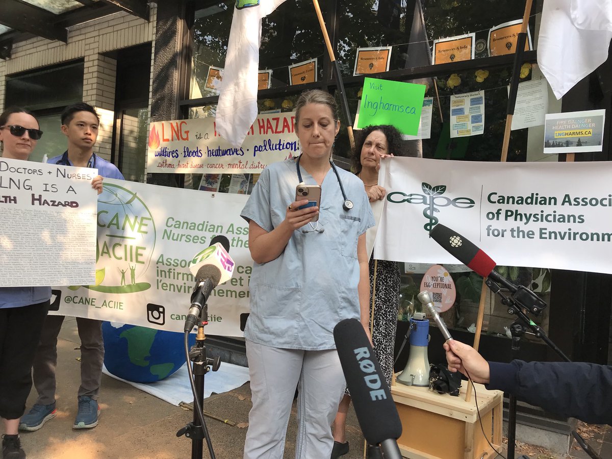 1mcg8's tweet photo. Press conf outside BC premier David Eby’s office - Canadian Association of Nurses for the Environment (CANE) member Tessa Diaczun, nurse practitioner, talks about health harms of LNG and fracking to the communities living proximal to them ⁦@CAPE_ACME⁩ ⁦@Melissa_Lem⁩ https://t.co/5FaqxBhlcO