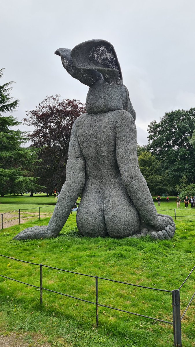 robbacrab's tweet photo. Nice to see Jessica Rabbit has still got it! 😃 
#YorkshireSculpturePark #Rabbit #WorthALength #Thicc #GhettoBooty #DatAssDough https://t.co/Pl4ZZOEUOe