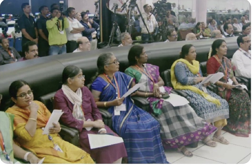 We know how hard it is for women to make it in STEM fields & about the systemic hurdles that exist around the world, let alone in non-Western contexts. I hope someone publishes each of these women’s journeys to inspire millions of young girls. This image truly is ❤️#Chandrayaan3