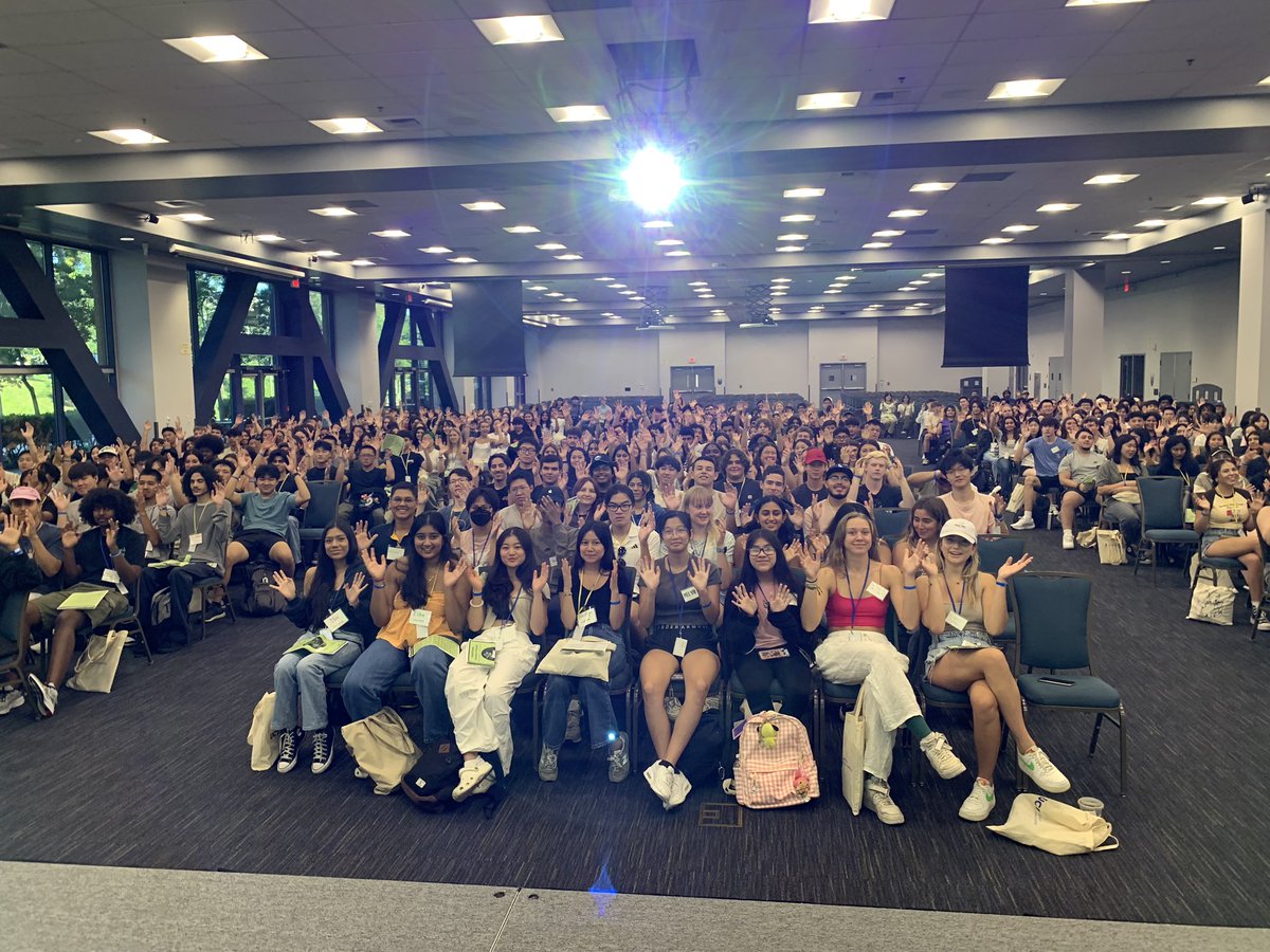 Final SPOP family session ends with a loud #zotzotzot Added the student photo from yesterday as well!