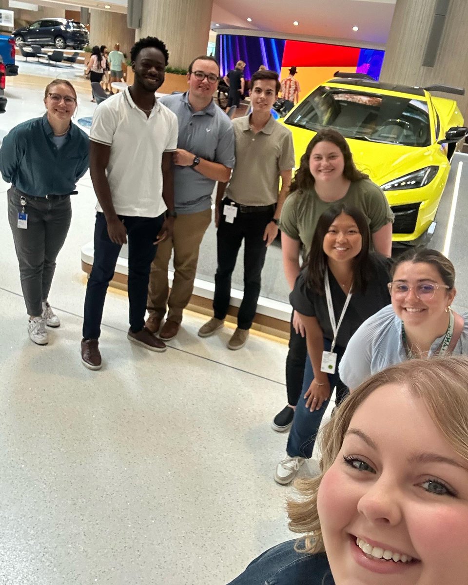 themandychick's tweet image. Summer internship ☑️ Time to kickoff senior year &amp;amp; get back on track at @kansasspeedway in September!!! 

#IWorkforGM #GMculture #GMIntern 🚙⚙️