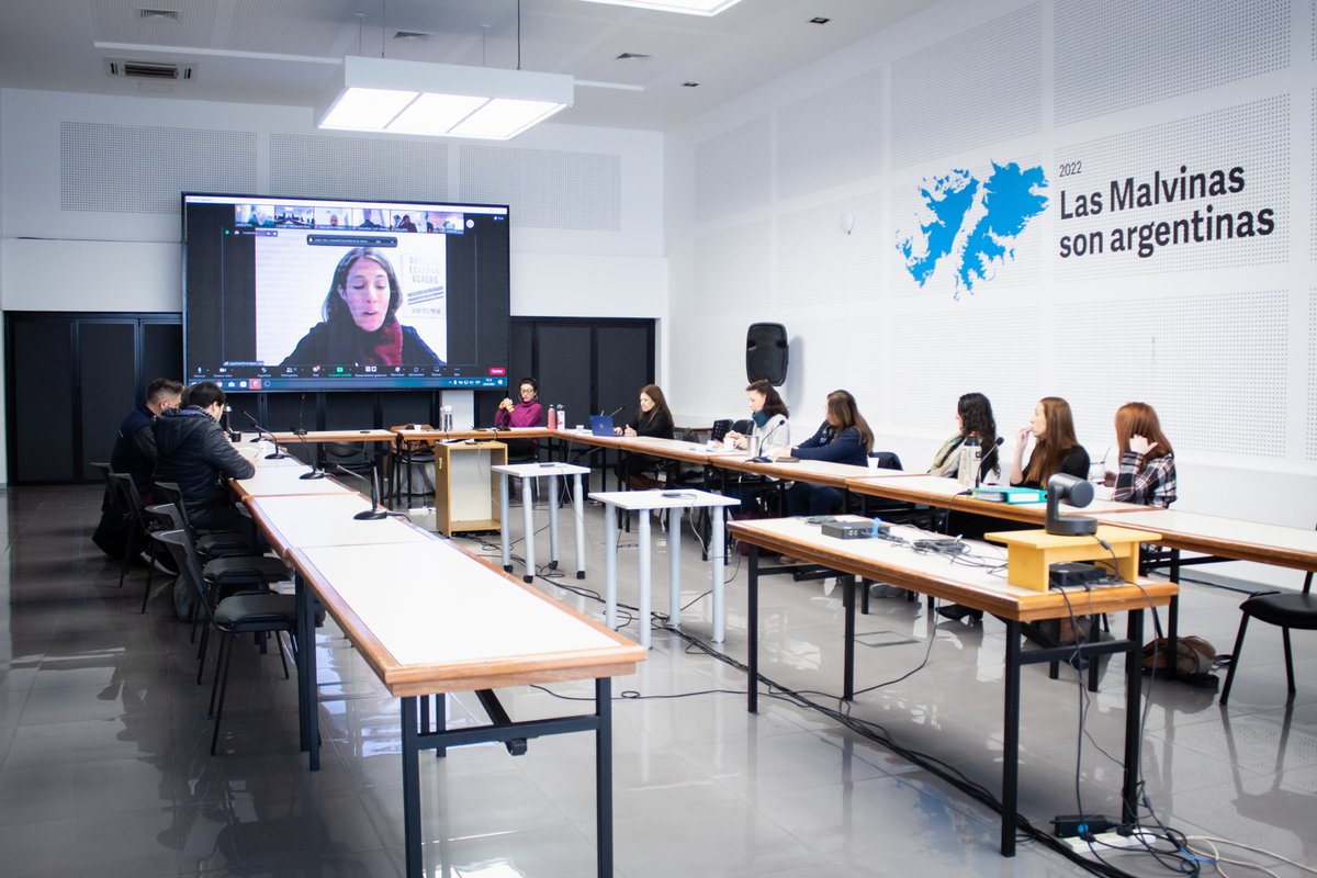 Hoy en el #PlenarioRENAU  del <a href="/CINoficial/">CIN</a> 
Un encuentro para intercambiar ideas y comprometernos, una vez más, con el esfuerzo colectivo que caracteriza nuestra Red. Dando a conocer la calidad y diversidad de los contenidos audiovisuales producidos por la #UniversidadPublica