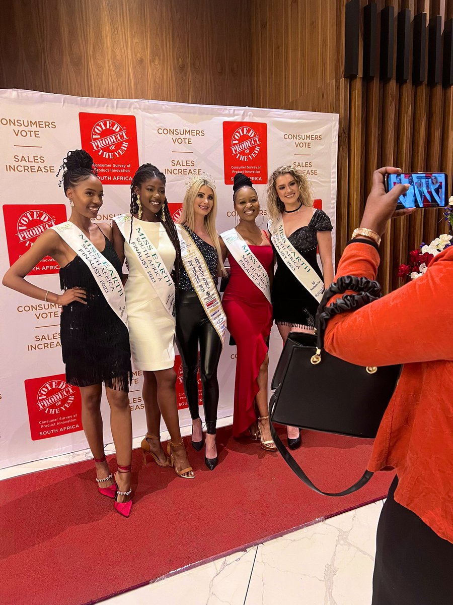We have arrived…!! Welcoming the newly announced National Finalists as they take on the red carpet at the @PoYAwards #POYSA2023 #ProductOfTheYear #MissEarth2023 #MissEarthSouthAfrica
