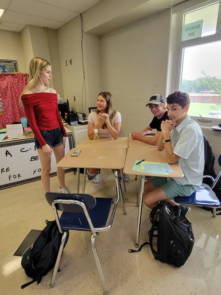 cheer_ihs's tweet photo. Day 1 Marshmallow Challenge 7th period https://t.co/RF7IfcnFEs