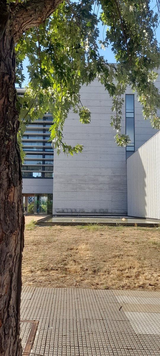 ECarregado's tweet photo. #polasruasdeOurense #xovesdearquitectura #juevesdearquitectura  Campus Agua rua Canella da Costa da Vela.  Pedro Dieguez e Alfredo Freixedo/ Oikos 2018 @lanjran https://t.co/YAdl6hL48f
