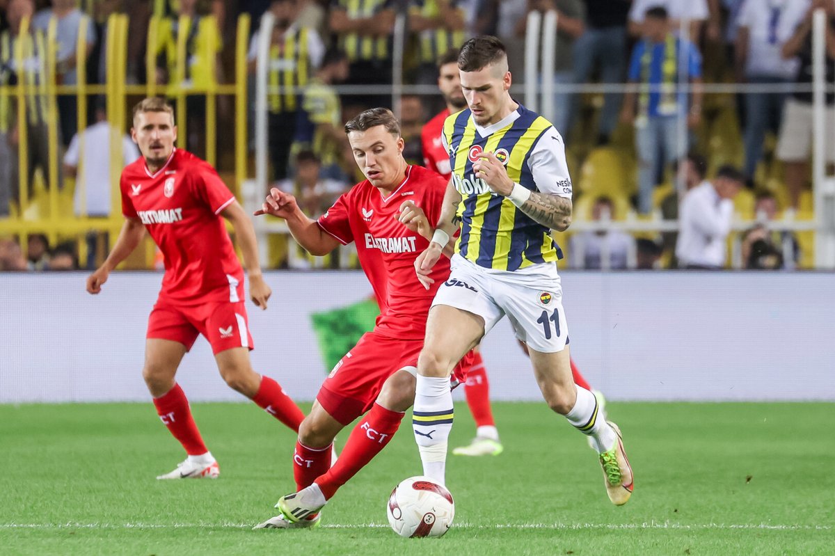FC Twente tweet media