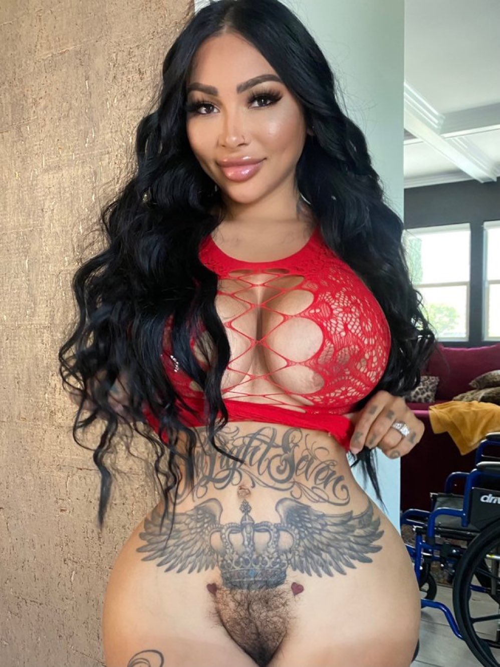 Brittanya Razavi on X: 😍 good morning t.coDJsfGAiqXa  X