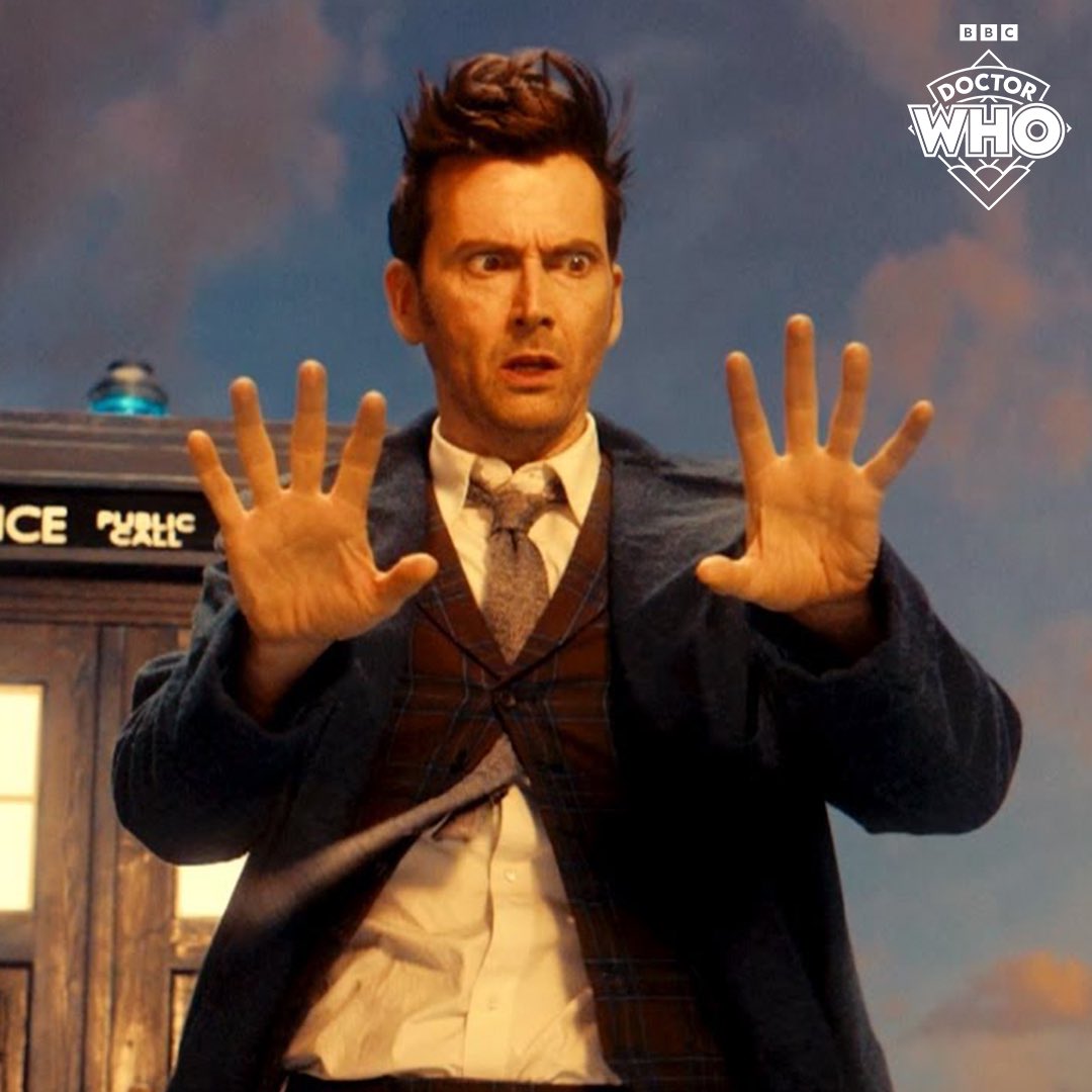 bbcdoctorwho's tweet photo. What? What? Whaaaat? David Tennant returning to the TARDIS just won TV Moment of the Year @EdinburghTVFest 🏆🔥 #DoctorWho https://t.co/EBYtKHuv7O