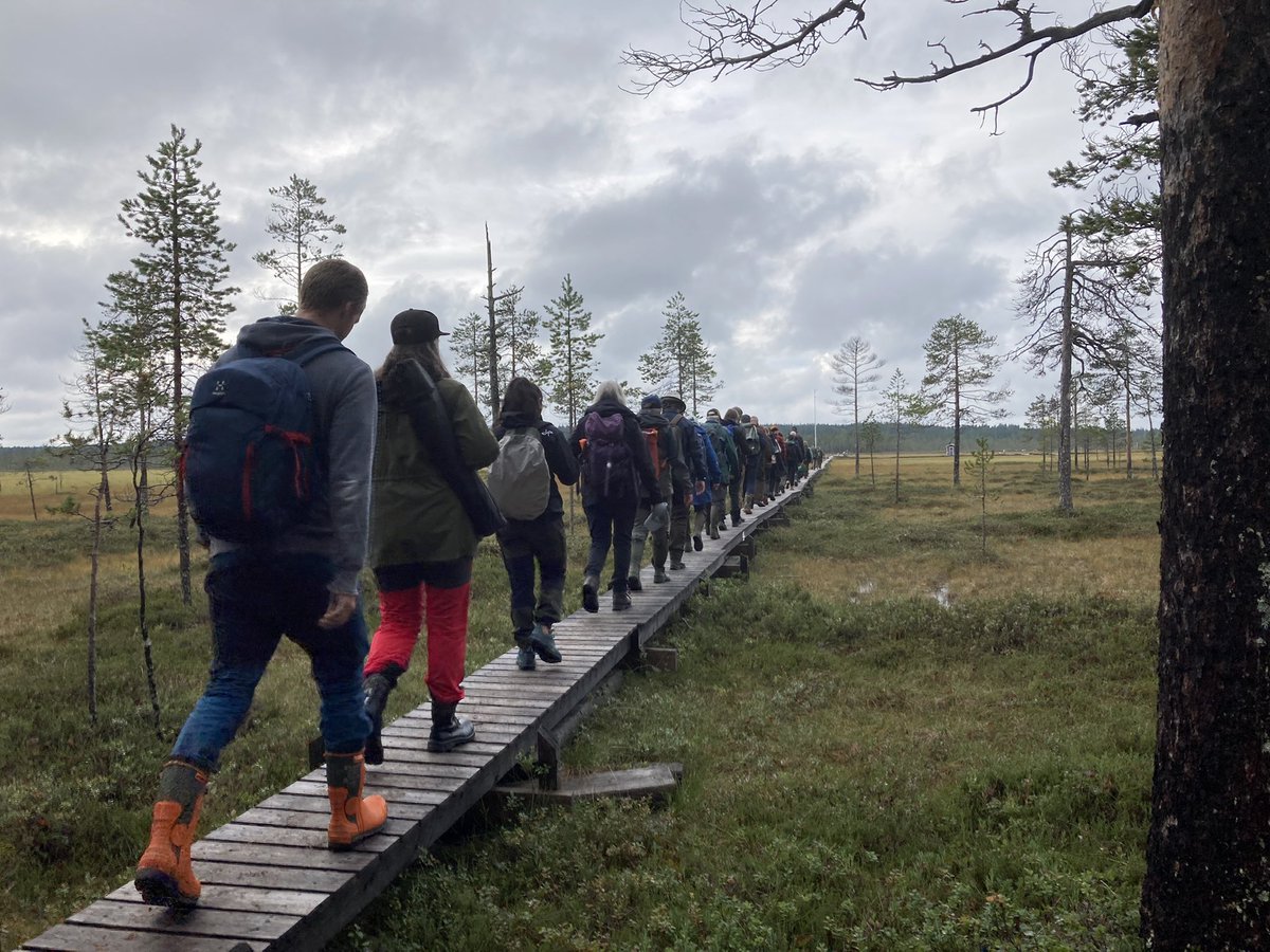 AlaxSLU's tweet photo. År 1923 startade Riksskogstaxeringen och samma år inrättades @_SLU :s försöksparker i Vindeln, Västerbotten. Idag fortsatte hundraårsfirandet med en jubileumsexkursion. https://t.co/VihMM3C5i0