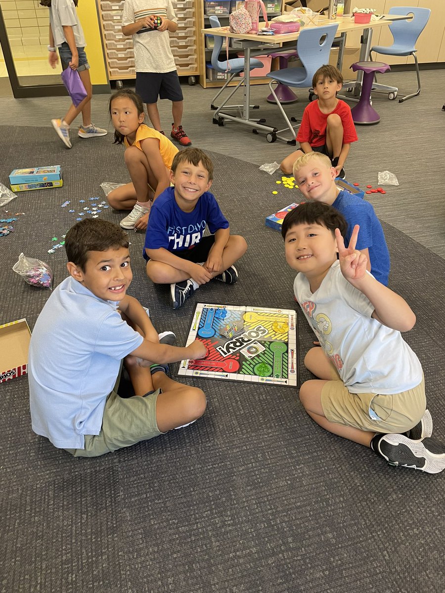 Our new third grade gators are staying cool during indoor recess! @GlenGroveSchool #weareD34
