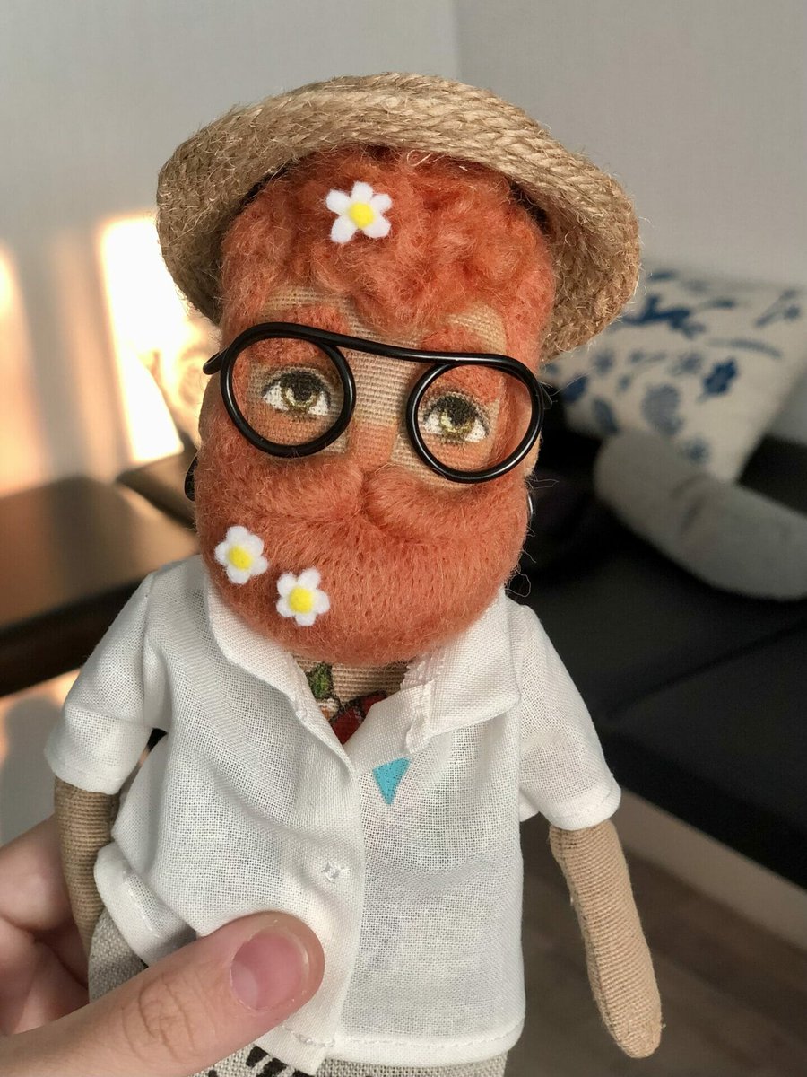dailydollshop's tweet photo. Textile summer man with orange beard
https://t.co/LhjEmJPxka
#dailydollshop #dailydoll #texstildoll #bjd #bjddoll #ooak #handmadedoll #Christmasgifts #artdoll #wizardofoz #stuffeddoll #giraffe #giraffe #eastergift #boudoirdoll #paolareina #woodendoll #papiermache #tilda #doll https://t.co/ipXWJJSkyV