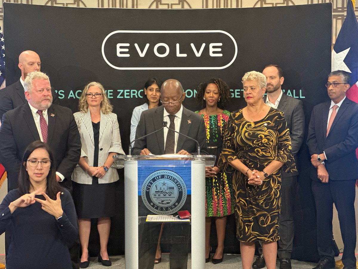 In this inaugural year, the Evolve Microgrant is supporting 13 local EV-related projects that will directly impact underserved communities right here in Houston. #HouNews @nrgenergy/ @shell/ @CenterPoint/ @CompleteHouston/ @UHouston/ @bp_America