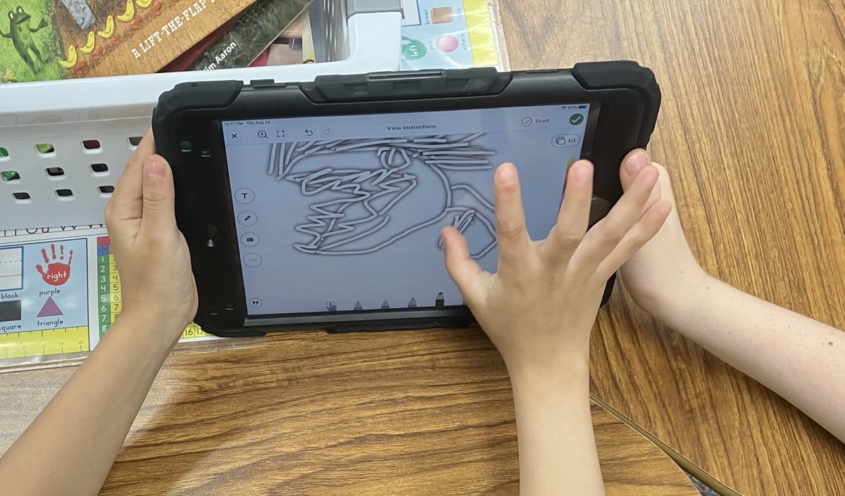 We are loving @Seesaw in first grade!🩵 @Rachel402890372’s class at @HayesHawks are practicing with all of the editing tools! We love celebrating creativity with technology💚 #KISDelemtech