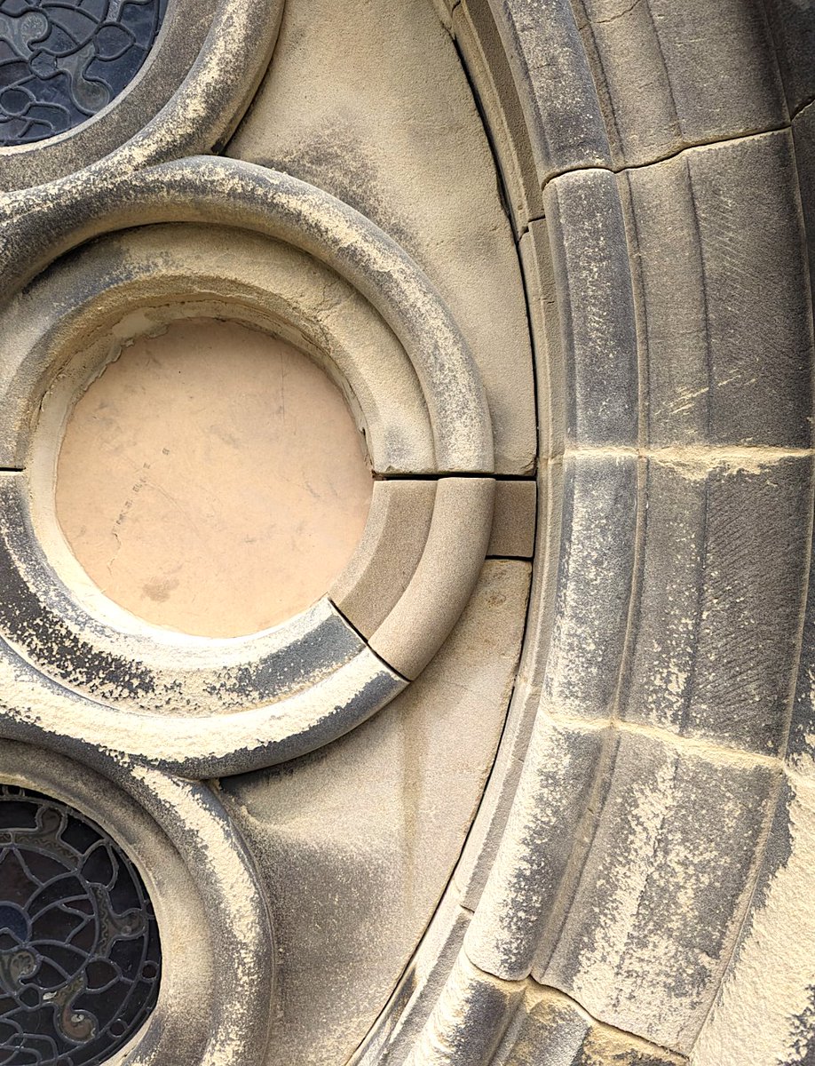 Stone Replacement. Here damage has been caused to window tracery by cramp jack. This happens when iron cramps which are commonly used to stitch stone structures together rust and expand resulting in stone being blown apart. Maintaining pointing will prevent this type of damage
