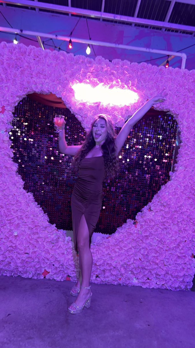 madison1032's tweet photo. 24 never looked better❤️‍🔥 https://t.co/x3Blq9KZzd