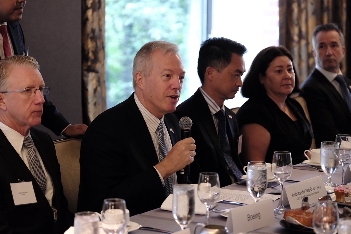 We were honored to host Indonesia's Minister of Defense, Prabowo Subianto, for a roundtable discussion with our President & CEO, Ted Osius, Ambassador (ret.), member companies, and key stakeholders on August 24. Full Press Release Here: lnkd.in/gRjy-XyW #USIndonesia