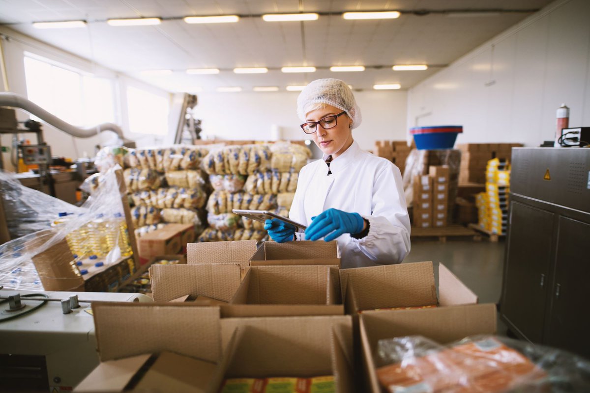 NASDAnews's tweet image. The #agriculture and food sectors hold more than 21 million jobs, and NASDA advocates for investing in people and workforce development systems to help those who want to #workinag. nasda.org/wp-content/upl…