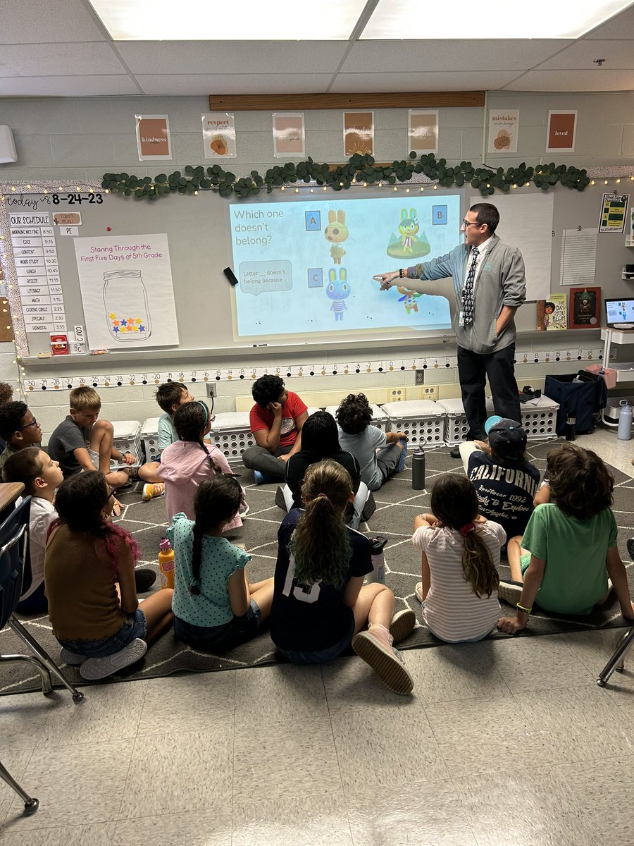 Thank you Mr. Ettere for coming in to do a number sense routine with us today! @Damien_Ettere @MathematicsFcps @FcpsTitleIMath