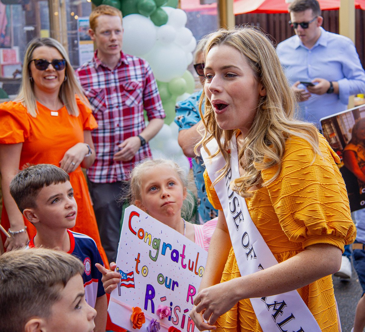 🌹 Truly honoured to welcome Róisín Wiley to Fitzgeralds Woodlands House Hotel for her Limerick homecoming. 

😍 Congratulations, Róisín. We are all so proud of you.

@RoseofTralee_ 
#FitzgeraldsWoodlandsHouseHotel