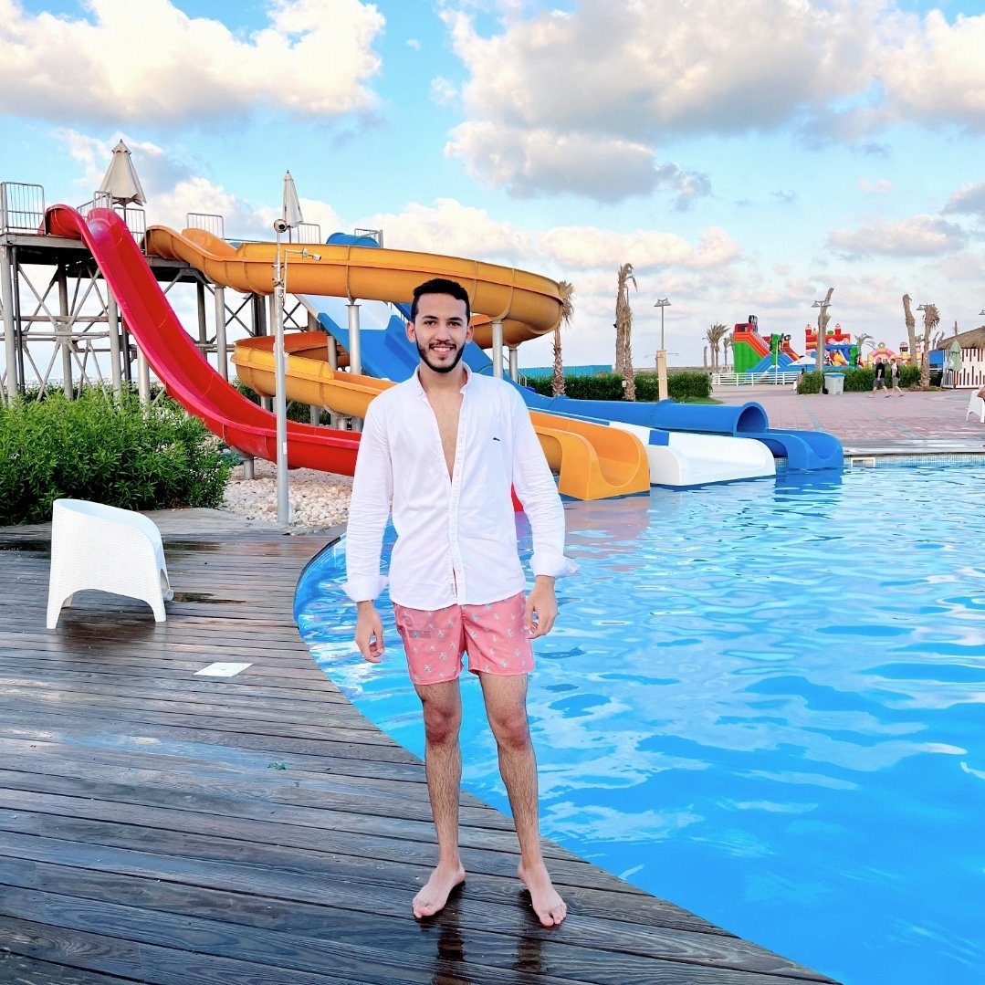 _Ahmody's tweet photo. summer vibes🌊💃 https://t.co/Ej2xr0xeqm