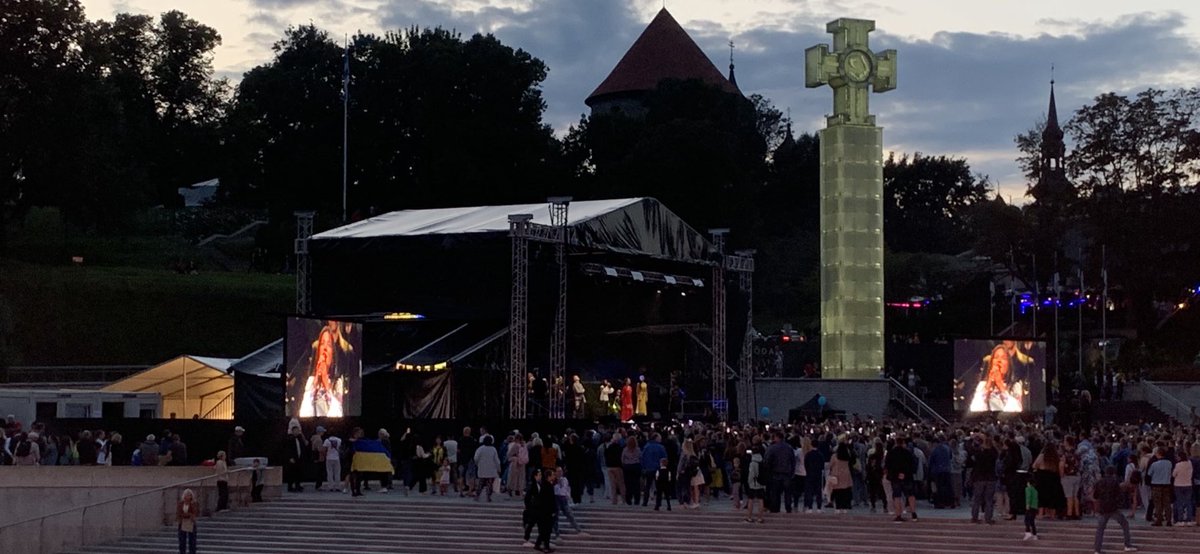 Ukrainian concert on the Freedom sq Tallinn ... happy independence day to Ukraine!